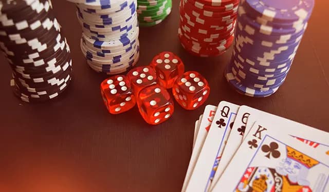 Latest casino news: Fake chips, terrible folds, and more